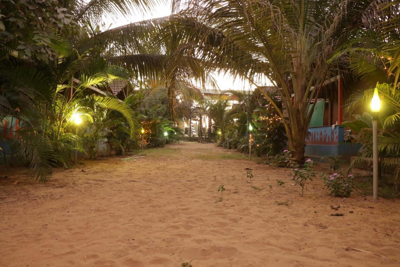 Secret Garden Arambol Hotel Ngoại thất bức ảnh
